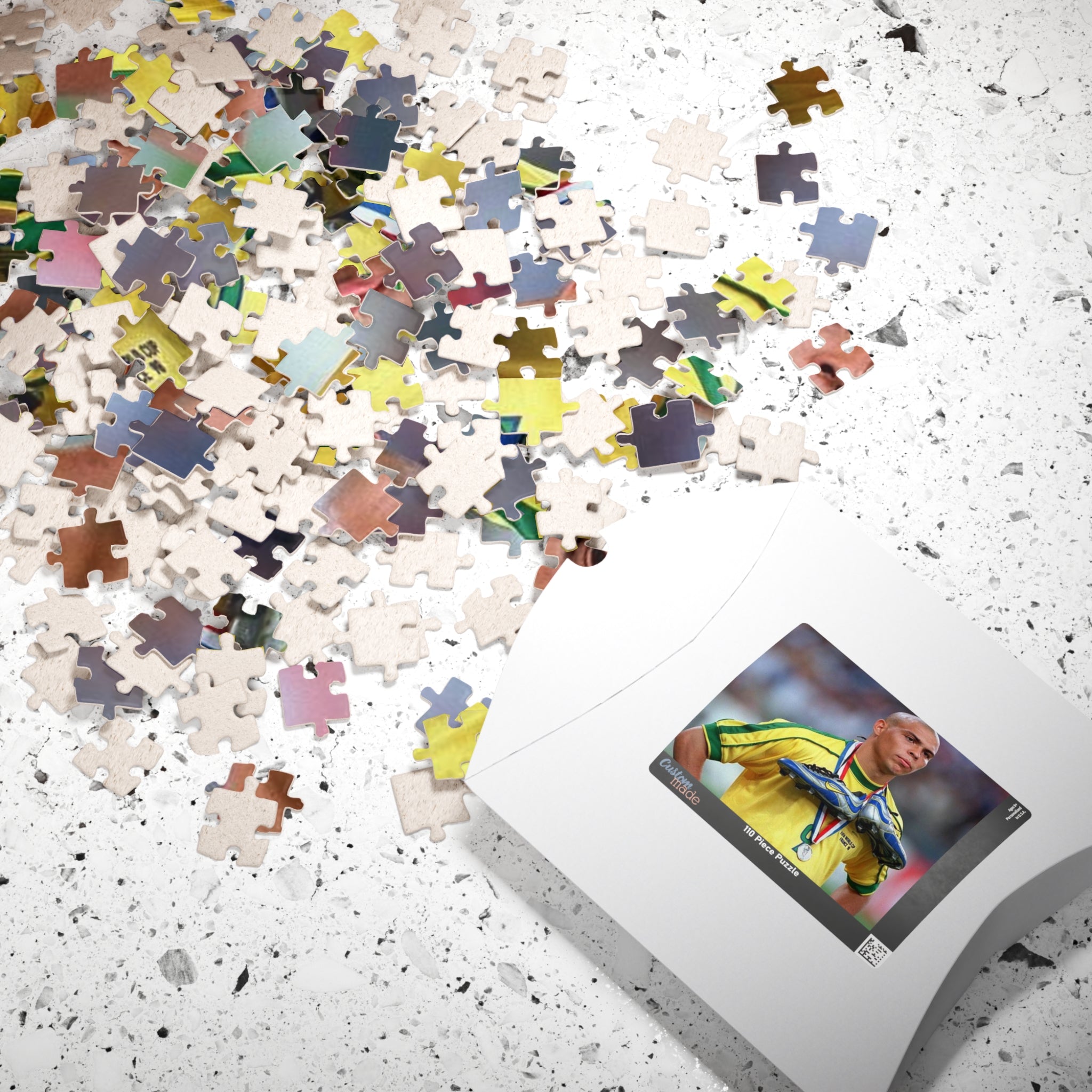 Brazilian Ronaldo R9 Soccer Medalist Photo Puzzle — 110/252/520/1014-Piece Sports Jigsaw